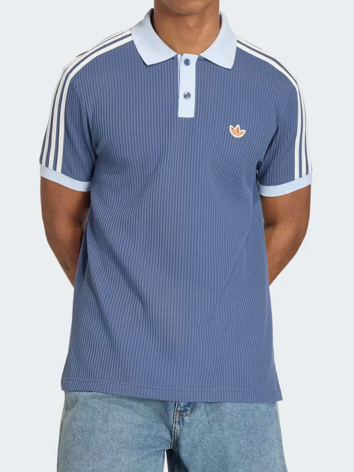 Chaqueta de Hombre Zara con Bordados Fruncidos y Diseño Cropped