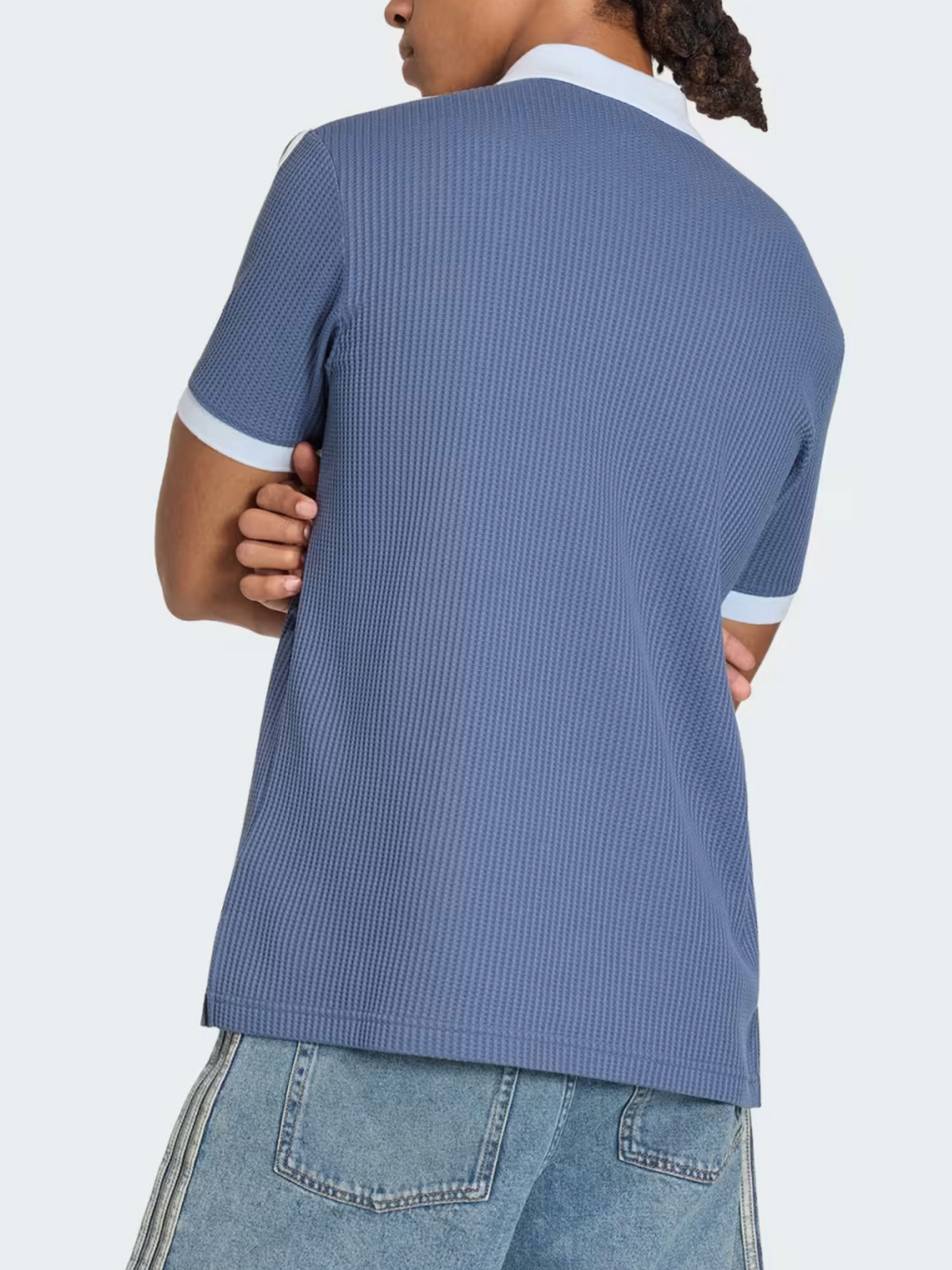 Chaqueta de Hombre Zara con Bordados Fruncidos y Diseño Cropped